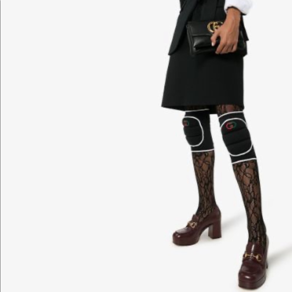 GUCCI Embroidered Logo Knee Pads😳🔥😱